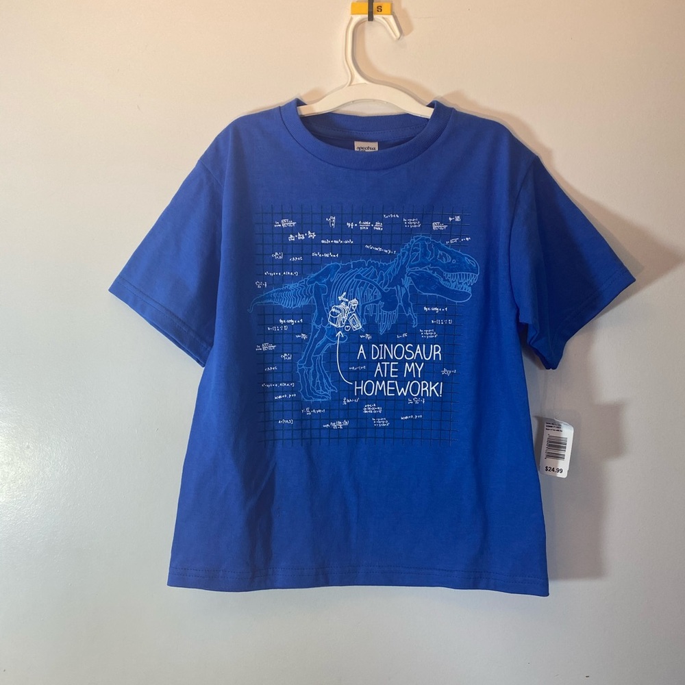 Cute size 7 Tee